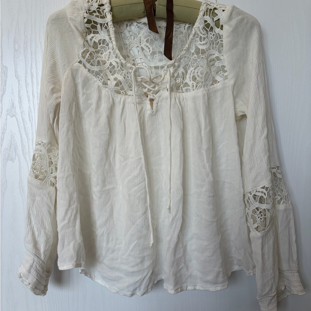 Hollister Cream Lace-Paneled Peasant Blouse